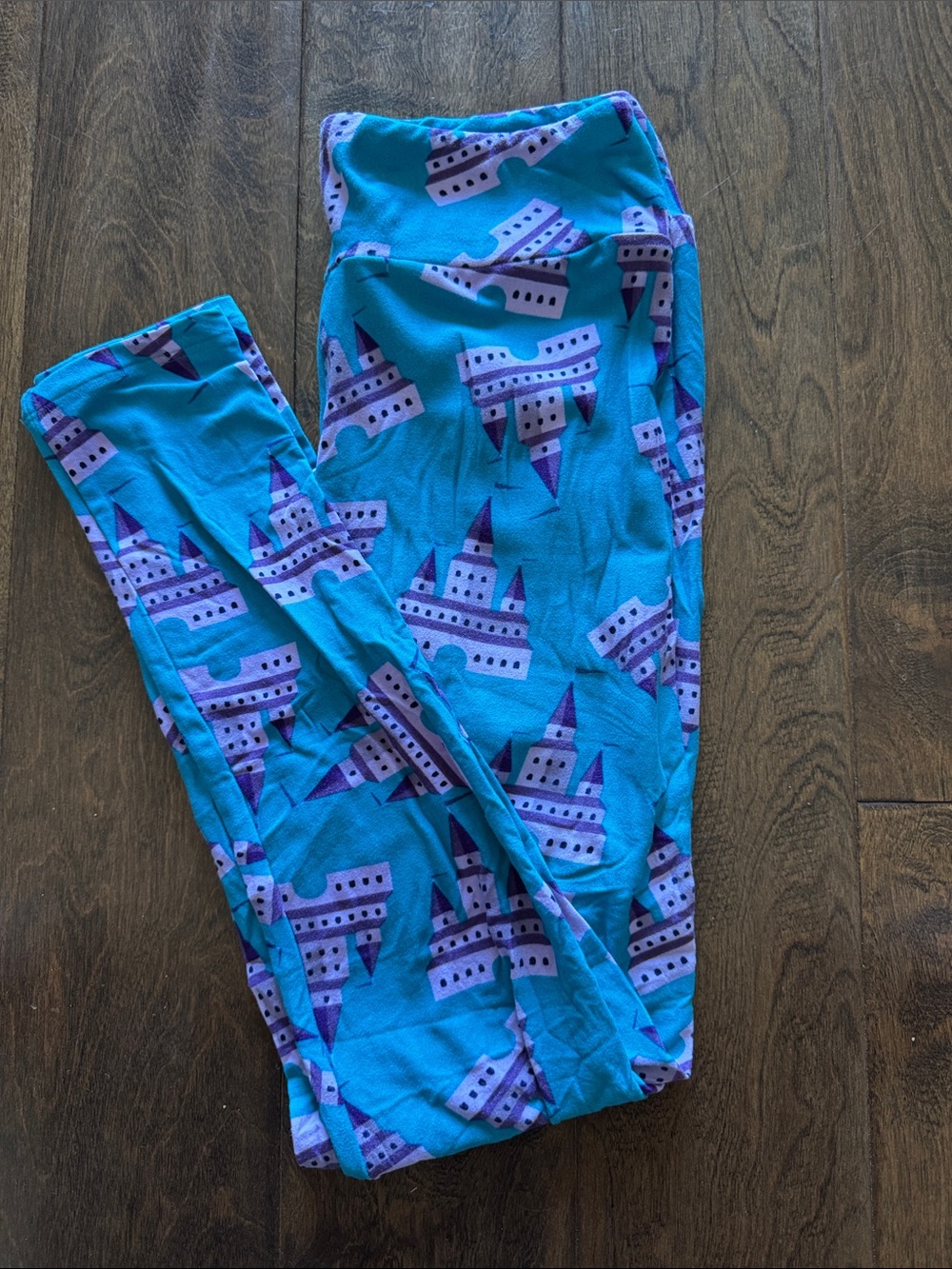 LuLaRoe Bright Turquoise & Purple Castle Print Leggings